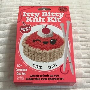 Itty Bitty Knit Kit - Cherry Tart (Red, Beige)
